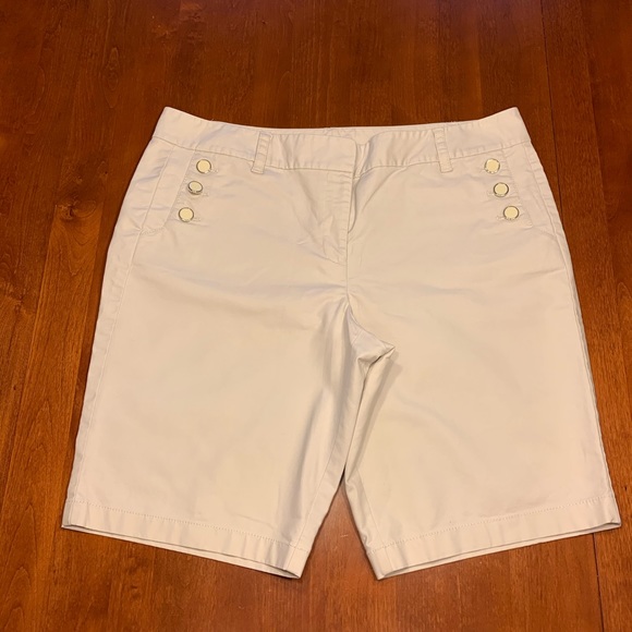 Ann Taylor Shorts - Picture 1 of 4